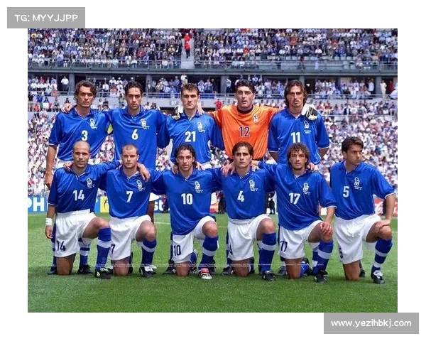 大卫路易斯在足球场上的多面身影